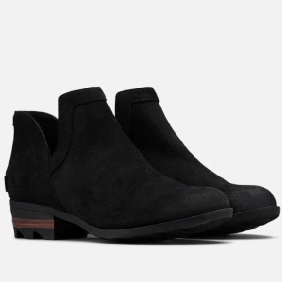 Sorel Lolla Cut Out Bootie Black 7 NWT - Picture 2 of 5